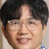 Byeong Mo Yang